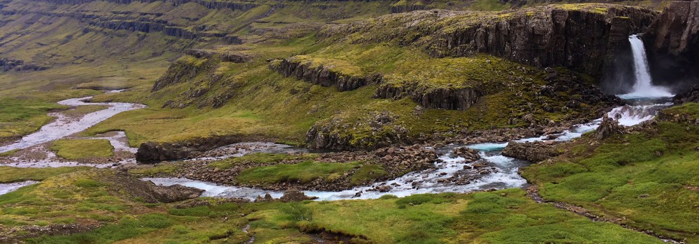 EastFallsMtnRoad_Folaldafoss